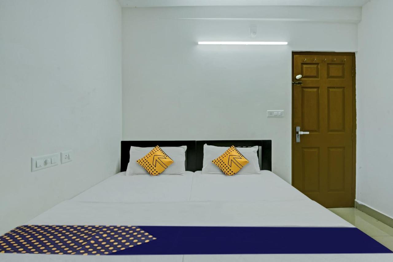 Hotel O Royal Residency Erattupetta Exterior photo